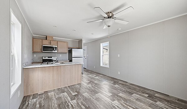 Lake Manor / Echo Interior 133181