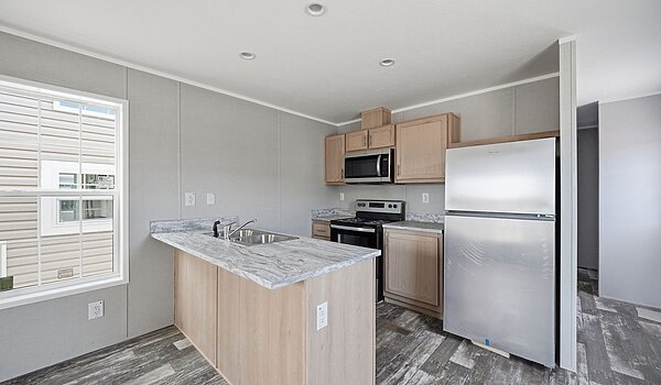 Lake Manor / Echo Interior 133184