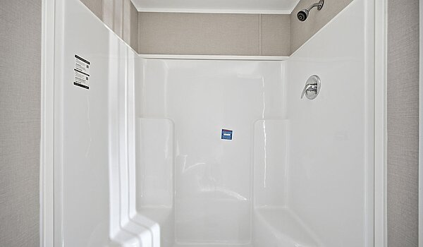 Lake Manor / Echo Interior 133188