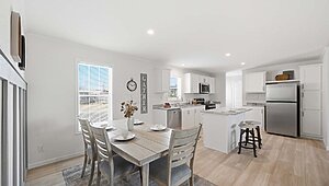Lake Manor / Ontario Interior 148855