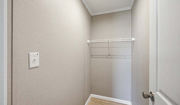 Lake Manor / Ontario Bedroom 148857