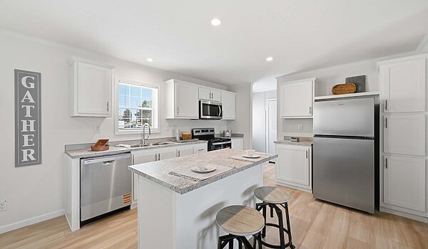 Lake Manor / Ontario Kitchen 133203