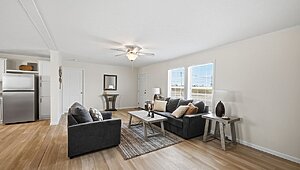 Lake Manor / Ontario Interior 133196
