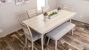 Lake Manor / Flagstaff Interior 133222