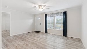 Lake Manor / Moosehead Interior 133234