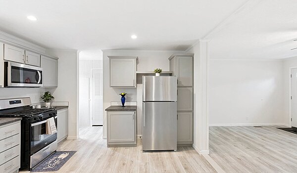 Lake Manor / Moosehead Kitchen 133230