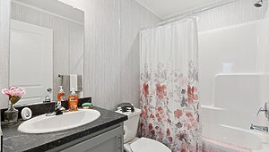 Lake Manor / Moosehead Interior 133233