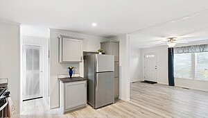 Lake Manor / Moosehead Kitchen 133233