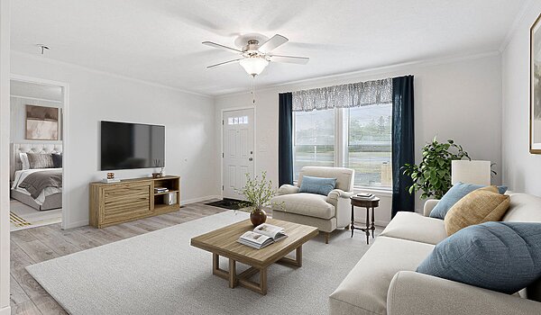 Lake Manor / Moosehead Interior 133227
