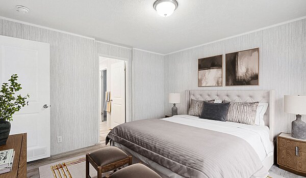 Lake Manor / Moosehead Interior 133230