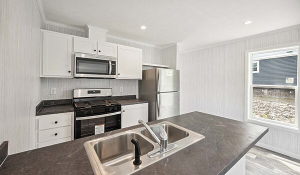 Lake Manor / Otis Three Bed 1013 1476H32P01 Kitchen 133243