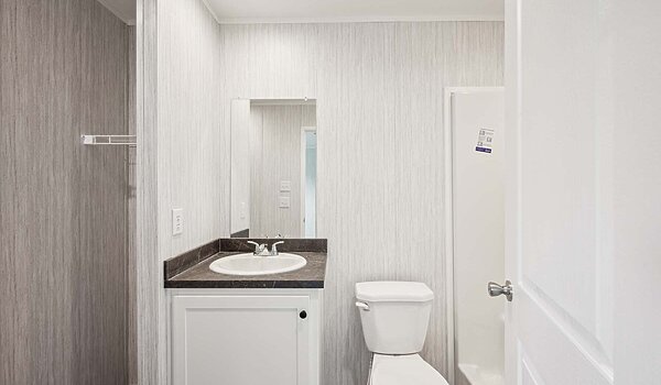 Lake Manor / Otis Three Bed 1013 1476H32P01 Bathroom 148799