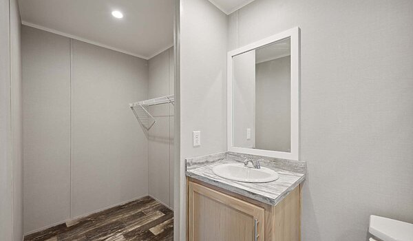 Lake Manor / Placid Three Bed 1001 1666H32P01 Bathroom 148827