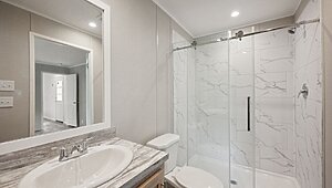 Lake Manor / Placid Interior 133258