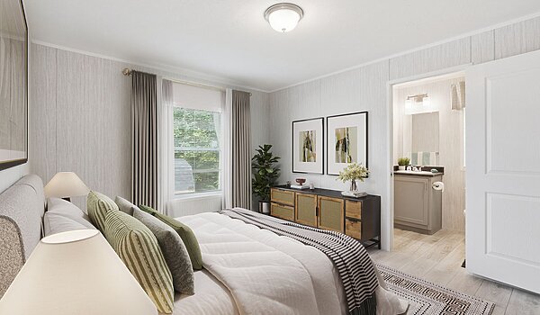 Lake Manor / Placid Interior 133253