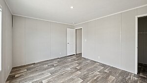 Lake Manor / Placid Interior 133254