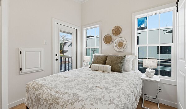Shore Park / 520 MS Interior 133294