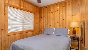 Shore Park / 4110B Interior 133300