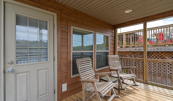 Shore Park / 4110B Interior 133304