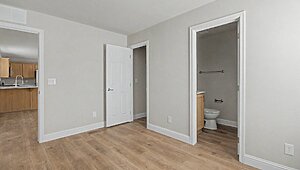 Liberty Series / LB-16603A Interior 133354