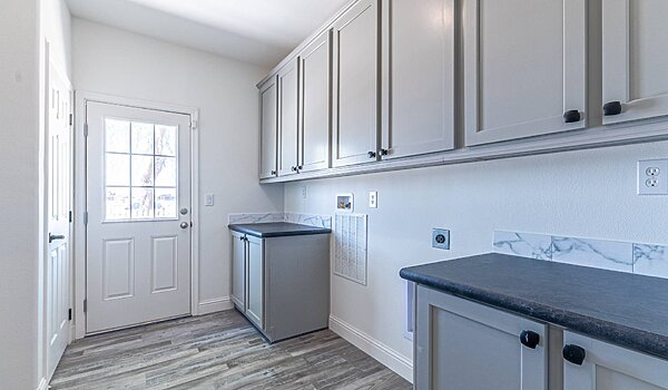Homes Direct Value / HD-32643A Utility 117643