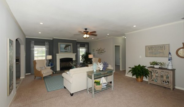 RX / The Roosevelt RX-4004 Interior 575