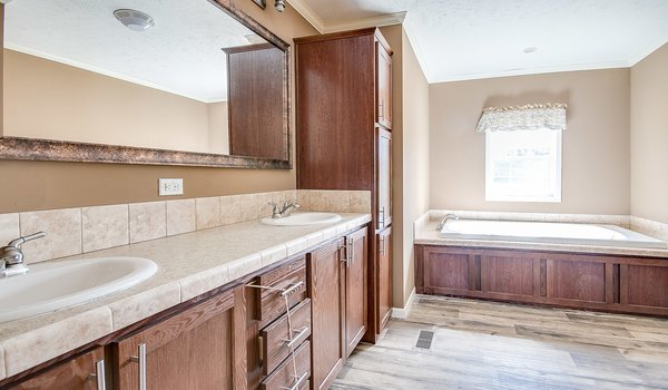 XP / XP-9001 Bathroom 18922