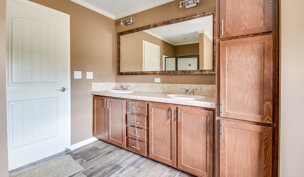 XP / XP-9001 Bathroom 18924