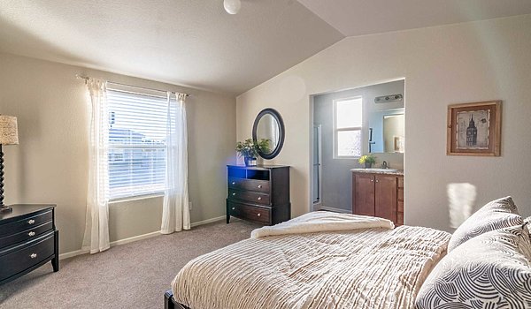 Homes Direct / SR1656B Bedroom 41408