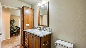 $10,000 Discount / Hidden Creek Estates HC6523Pxl Bathroom 77693