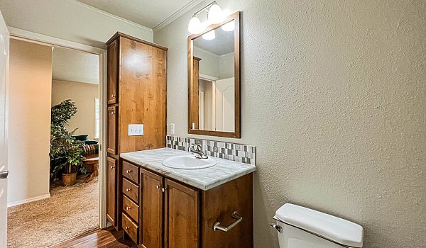 Hidden Creek Estates / HC6523Pxl Bathroom 77693