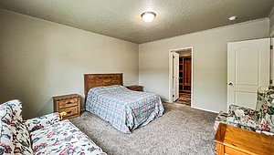 $10,000 Discount / Hidden Creek Estates HC6523Pxl Bedroom 77684