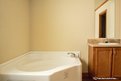 Central Great Plains / CN960 Bathroom 18325