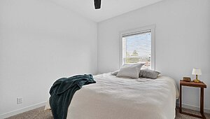 Central Great Plains / Hidden Valley 2976 Bedroom 144781
