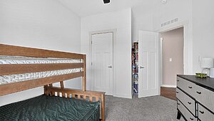 Central Great Plains / Hidden Valley 2976 Bedroom 144784
