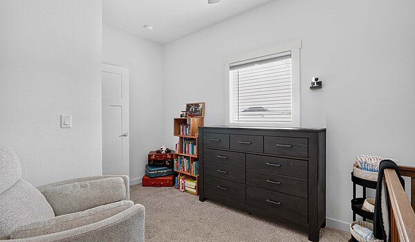 Central Great Plains / Hidden Valley 2976 Bedroom 144786