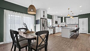 Central Great Plains / Hidden Valley 2976 Interior 144775
