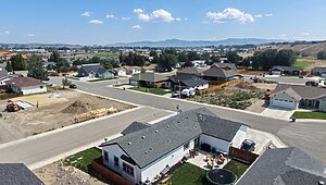 Central Great Plains / Hidden Valley 2976 Exterior 144750