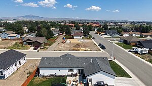 Central Great Plains / Hidden Valley 2976 Exterior 144757