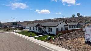 Central Great Plains / Hidden Valley 2976 Exterior 144747