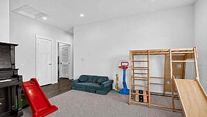 Central Great Plains / Hidden Valley 2976 Interior 144777