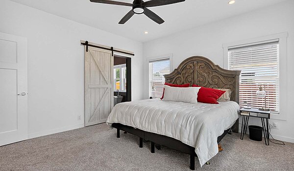 Central Great Plains / Hidden Valley 2976 Bedroom 144779