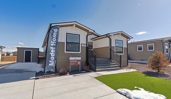 Enterprise / Aurora-E Exterior 140279