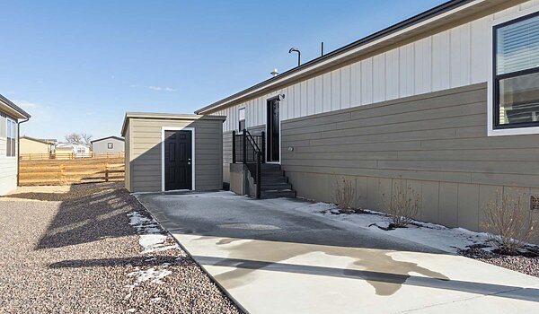 Enterprise / Aurora-E Exterior 140280