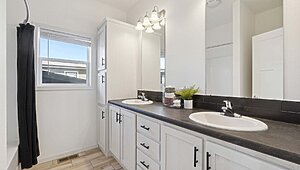 Enterprise / Nova-E Bathroom 140222