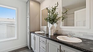 Enterprise / Orion-E Bathroom 140245