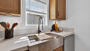 ADU / The Duck Kitchen 140318