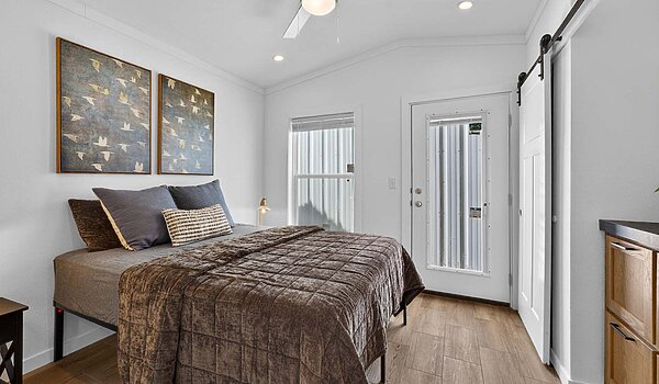 ADU / The Duck Bedroom 140336