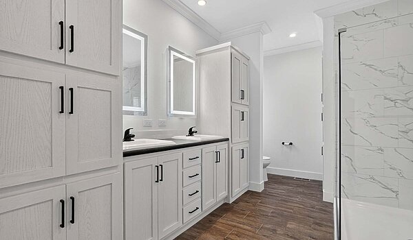 Developer / Hemingford Bathroom 144736