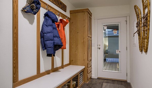 Developer / Mountain Hideaway Interior 140367